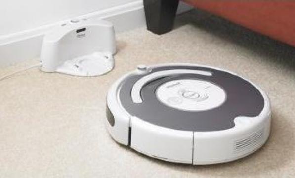 Aspirator robot Inteligent Roomba 531 de la Nova Intelis Srl