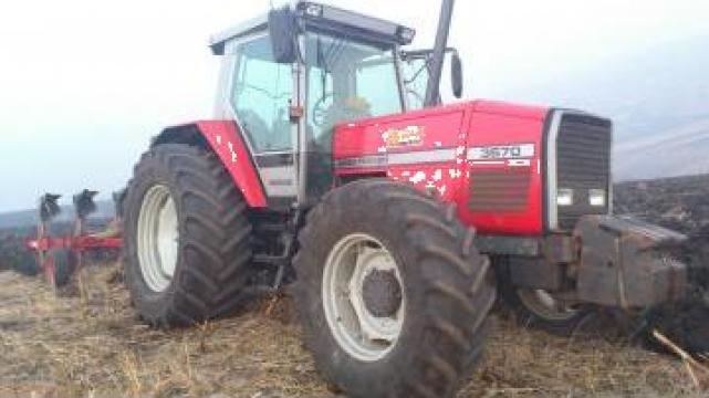 Tractor agricol Massey Ferguson 3670 de la Agrostar