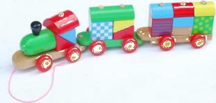 Jucarie 3-Chained Wooden Color Train Mx145 (Wooden Toys) de la Hangzhou Aoyuan Trade Co., Ltd.