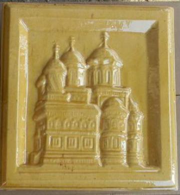 Teracota medalion manastire de la Zaharia Ceramic SRL
