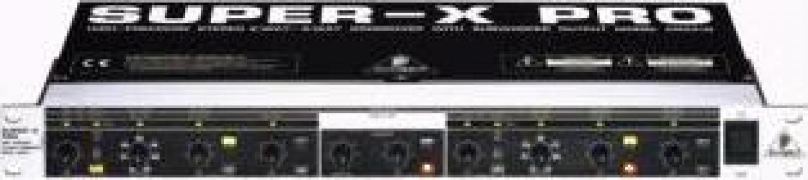 Procesor sunet Crossover Behringer CX2310 de la Global Electronics Srl