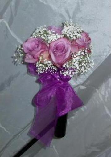 Buchet din trandafiri violet pentru mireasa/nasa de la Pfa Moraru Alina