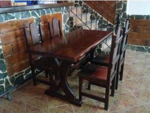 Set mobilier restaurant masa cu patru scaune de la Expres Com Alim Srl.
