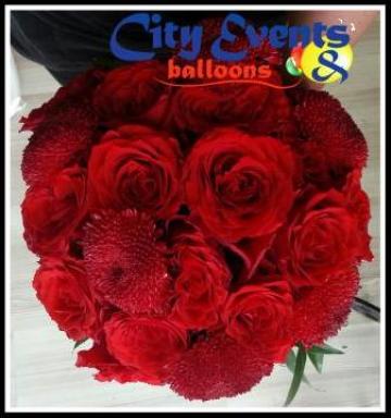 Aranjamente florale de la City Events & Balloons Srl.