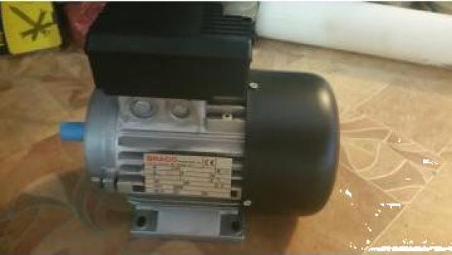 Motor electric trifazat 0.37KW 3000RPM 230V de la Baza Tehnica Alfa Srl