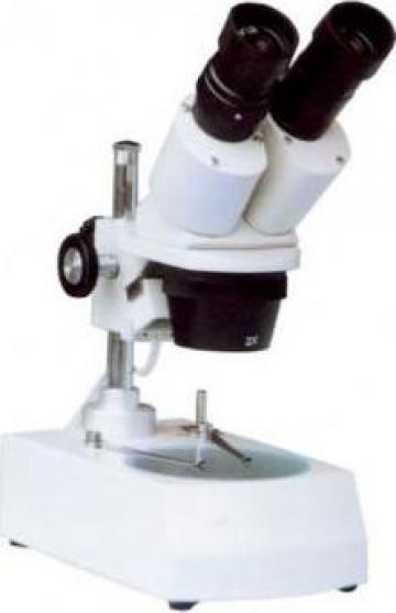 Microscop stereo M071 de la Gabcors Instruments Srl