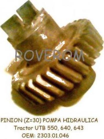Pinion (Z=30) pompa hidraulica tractor UTB 550, 640, 643