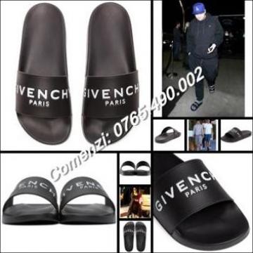 Papuci negri unisex Givenchy