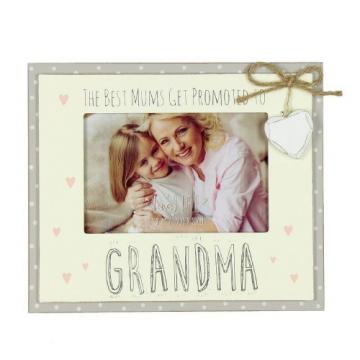 Rama foto cadou pentru bunica Mum promoted to Grandma de la Krbaby.ro - Cadouri Bebelusi