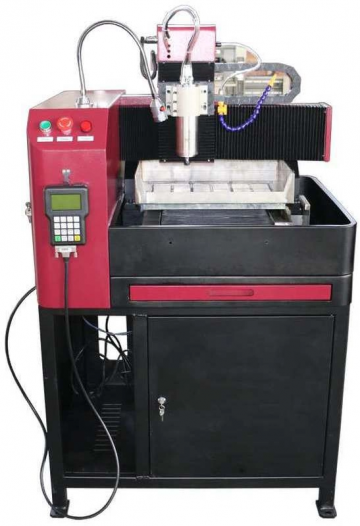 Gravator mecanic pentru etichete metalice SL-CNC4040M de la Z Spot Media Srl