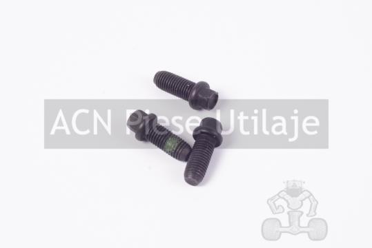 Surub cardan punte fata New Holland 8240 de la Acn Piese Utilaje Srl