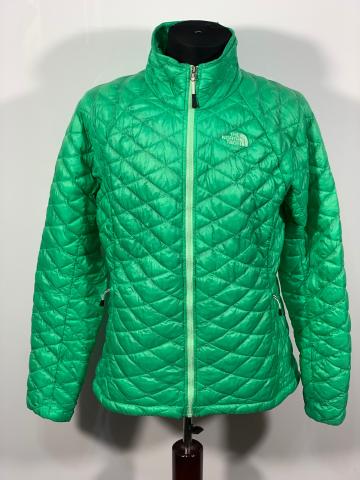 Geaca The North Face Thermoball Primaloft marimea M dama de la In Carouri Srl