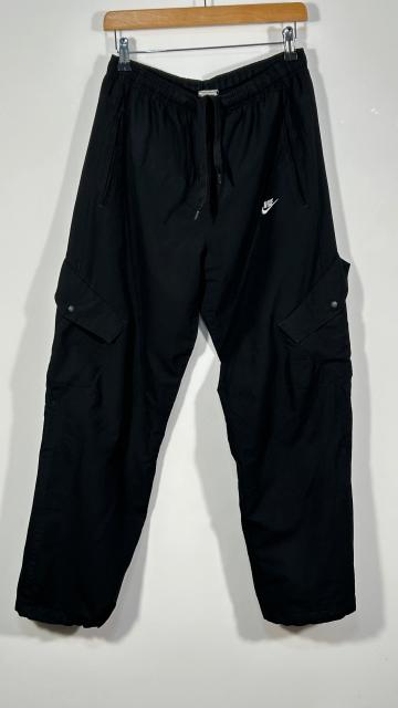 Pantaloni Nike marimea M barbat de la In Carouri Srl