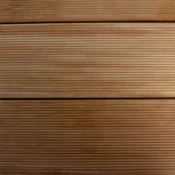 Decking Garapa 145/21mm profil antiderapant Rilled