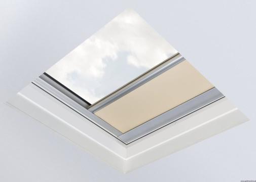 Rulou ARF/D Solar fereastra acoperis terasa de la Bricolight Expert SRL