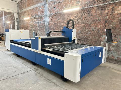 Debitare laser CNC / sudura laser/ sudura MIG MAG (cu sarma)