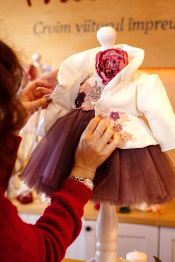 Compleu botez Plum (maneca lunga) de la Andreeatex