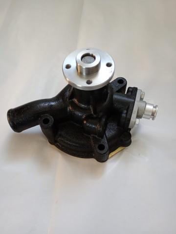 Pompa de apa pentru tractor Iseki SF438FH de la Kubo Yanm Industrial Srl