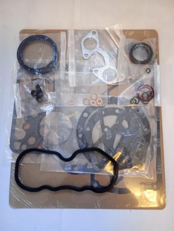 Set garnituri motor tractor japonez Kubota de la Kubo Yanm Industrial Srl