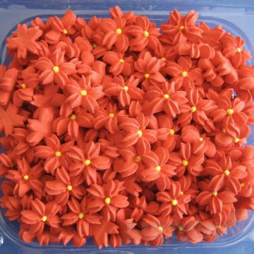 Decor tort Floricele rosu coral din zahar, 300g - Lumea de la Lumea Basmelor International Srl