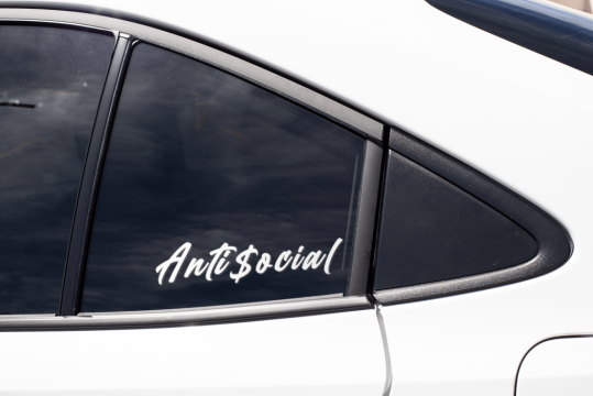 Sticker auto - anti social de la Elvis Fit Enterprises Srl