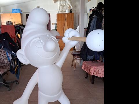 Sculptura Strumf de la PFA Sculptor Asandi Simion