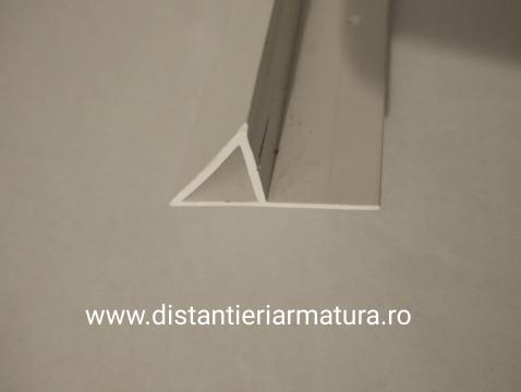 Coltar cofraj cu aripa de la Caf Plast Grup Srl