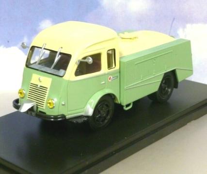 Macheta Renault 2.5 Tonnes Arroseuse 1958 Scara 1:43 Hachett